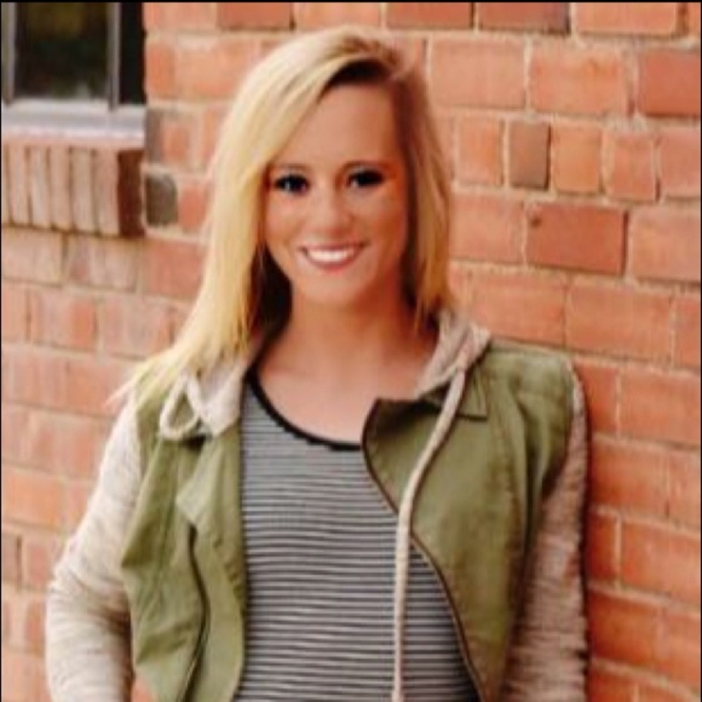 Meet your Posher, Rhaya